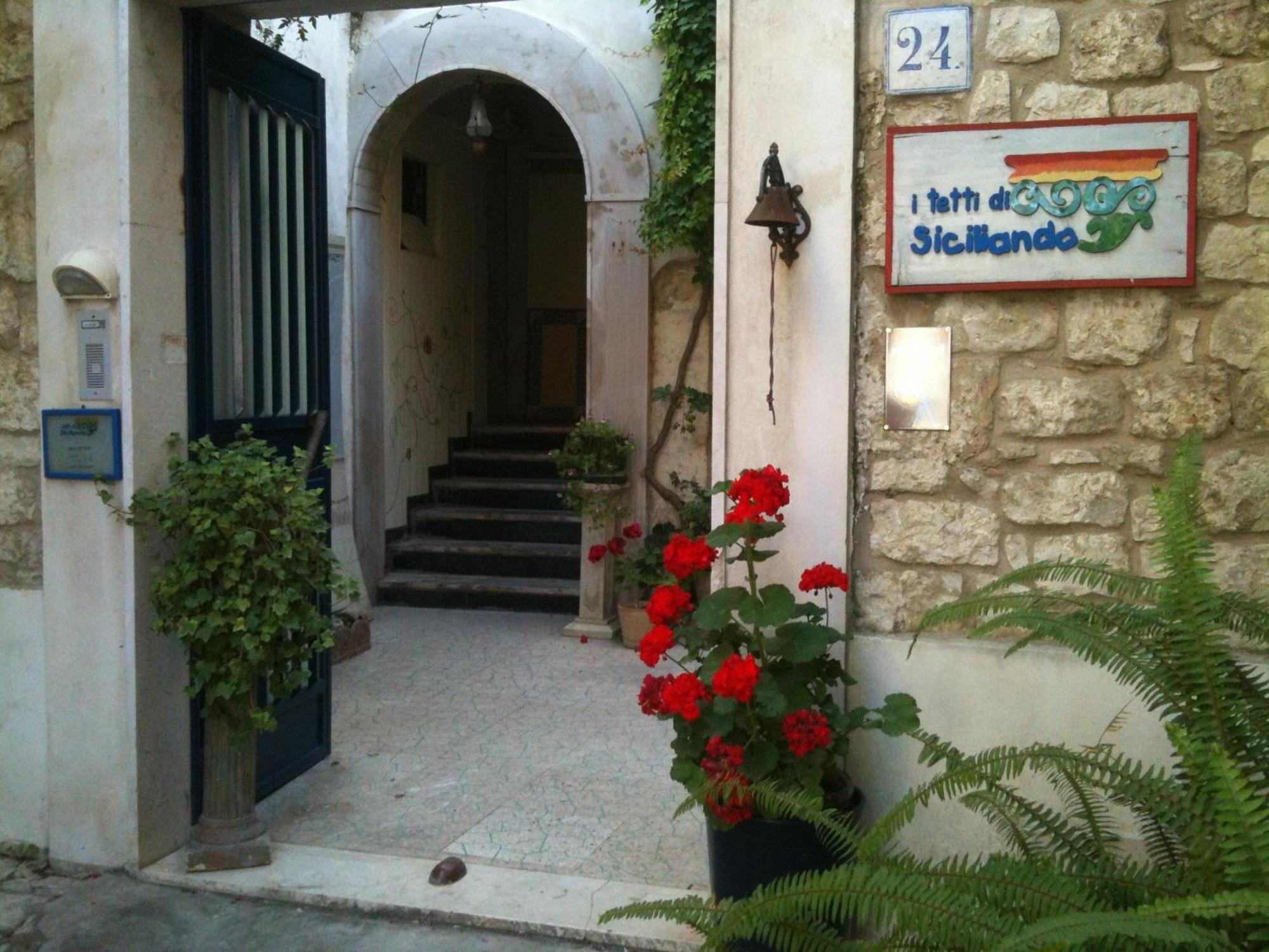Bed and Breakfast I Tetti Di Siciliando Модика Экстерьер фото