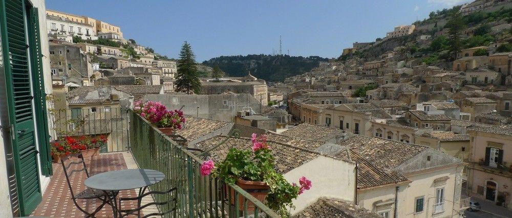 Bed and Breakfast I Tetti Di Siciliando Модика Экстерьер фото